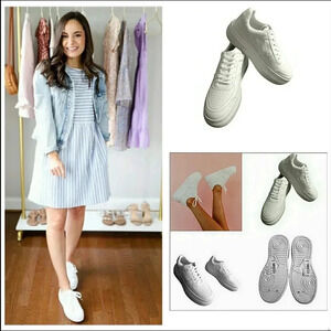 Steve Madden Sporty 10 Retro Preppy White Leather Coastal Stylish Sneakers New